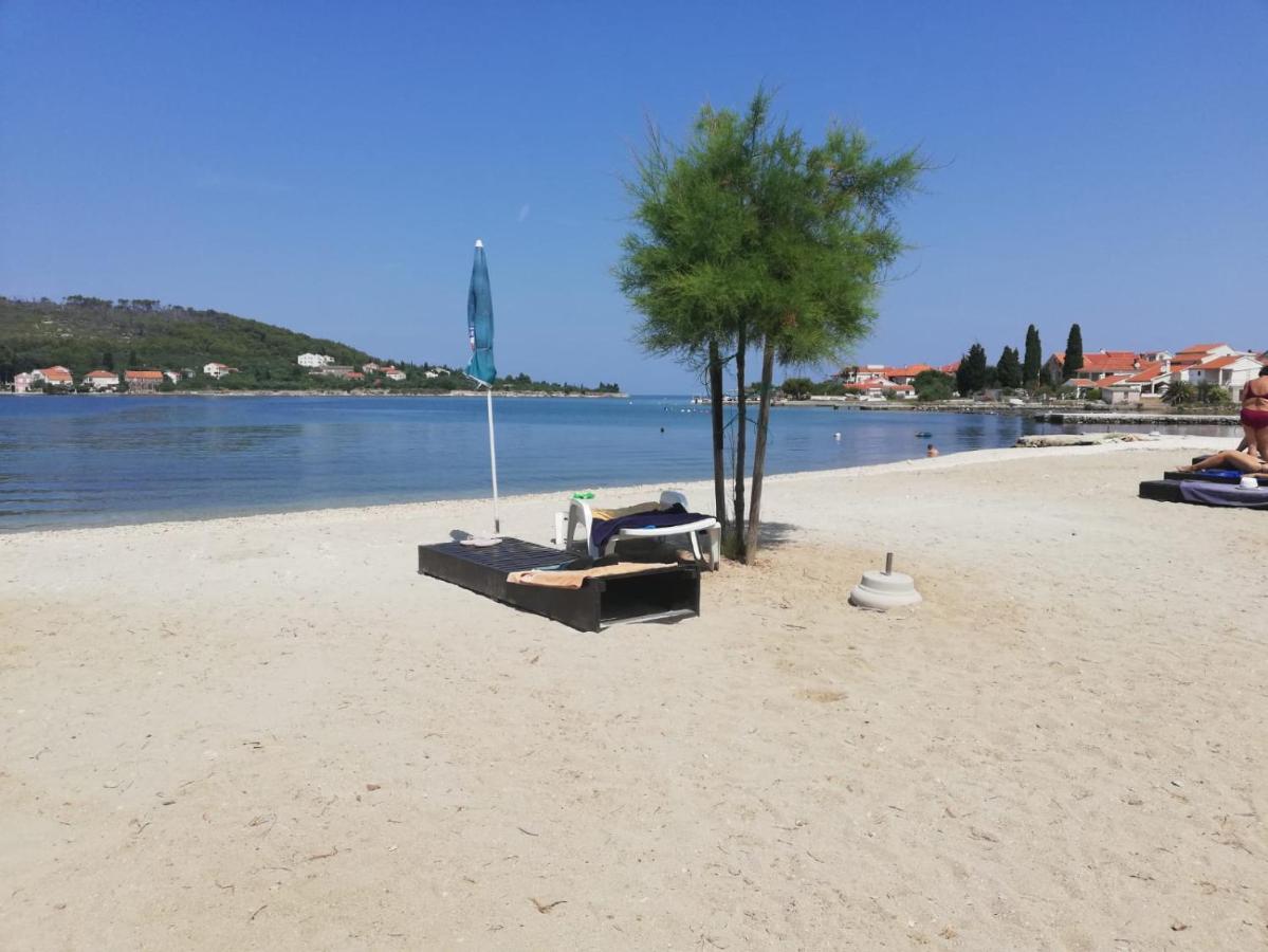 Apartman Andela Preko Kültér fotó