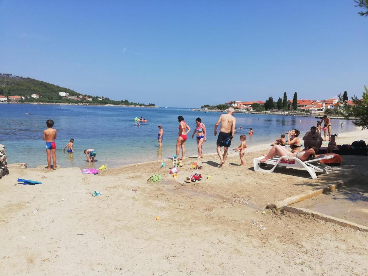Apartman Andela Preko Kültér fotó
